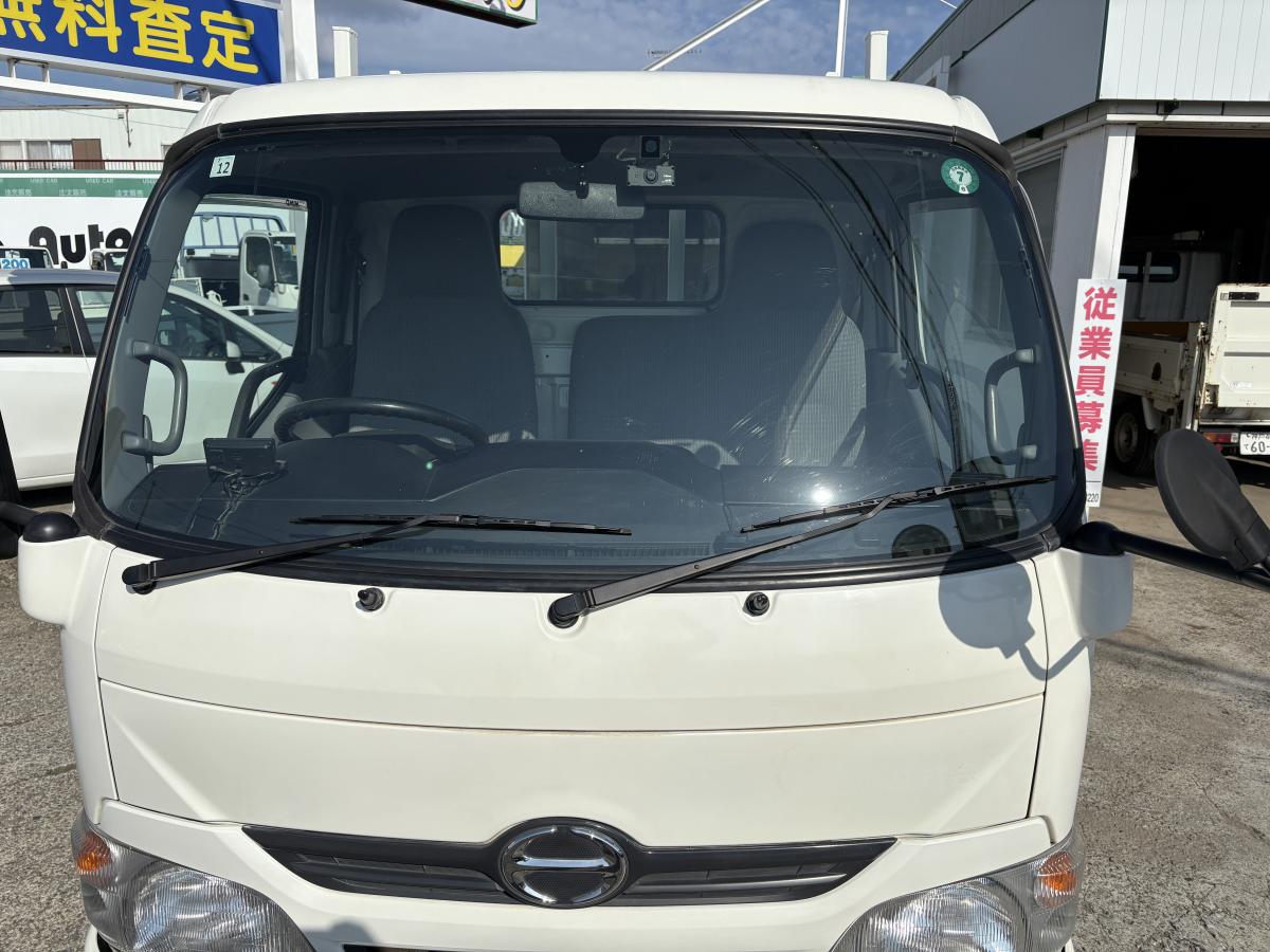 H27デュトロ セミロング 2t|中古トラックの販売・買取・査定のアイナビ