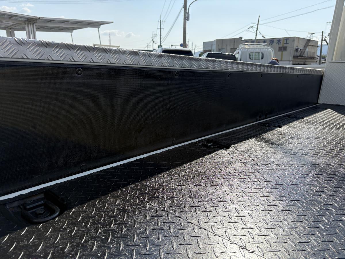 H27デュトロ セミロング 2t|中古トラックの販売・買取・査定のアイナビ