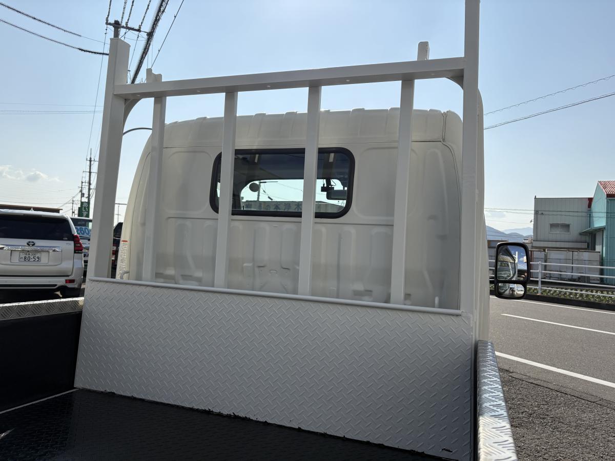 H27デュトロ セミロング 2t|中古トラックの販売・買取・査定のアイナビ