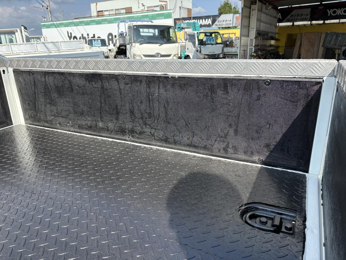 H27デュトロ セミロング 2t|中古トラックの販売・買取・査定のアイナビ