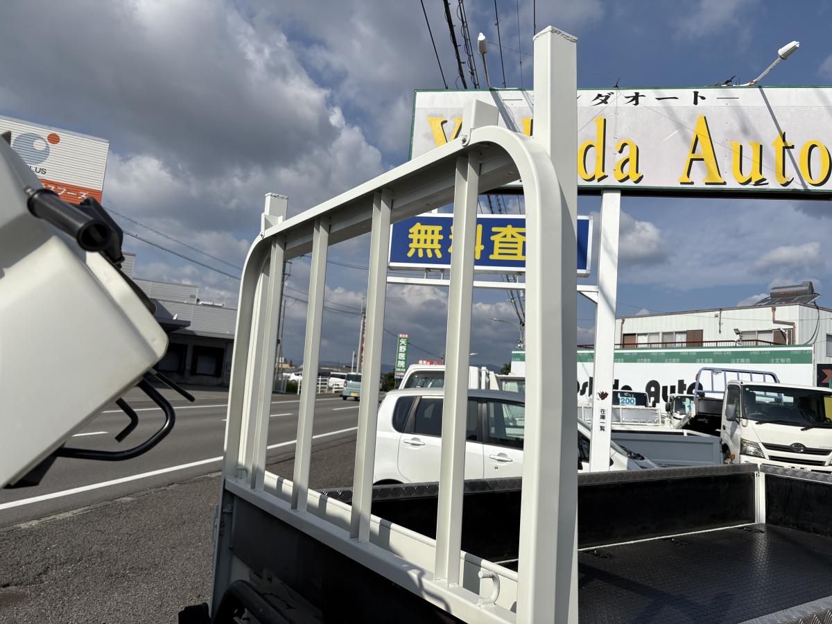 H27デュトロ セミロング 2t|中古トラックの販売・買取・査定のアイナビ