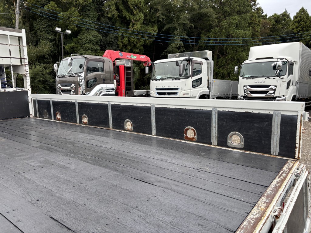 5段ブームWキャブタダノラジコン角足|中古トラックの販売・買取・査定のアイナビ