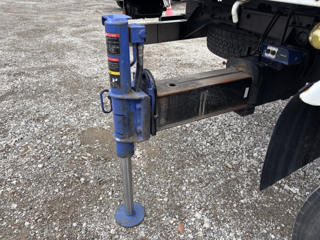 5段ブームWキャブタダノラジコン角足|中古トラックの販売・買取・査定のアイナビ