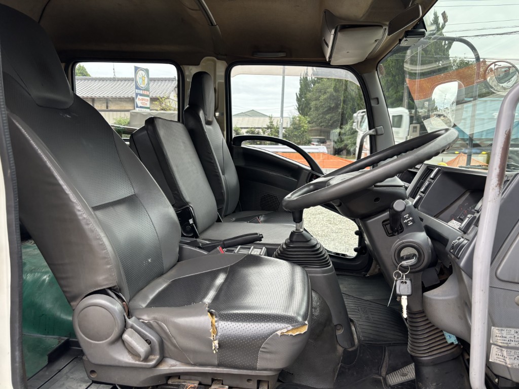 5段ブームWキャブタダノラジコン角足|中古トラックの販売・買取・査定のアイナビ