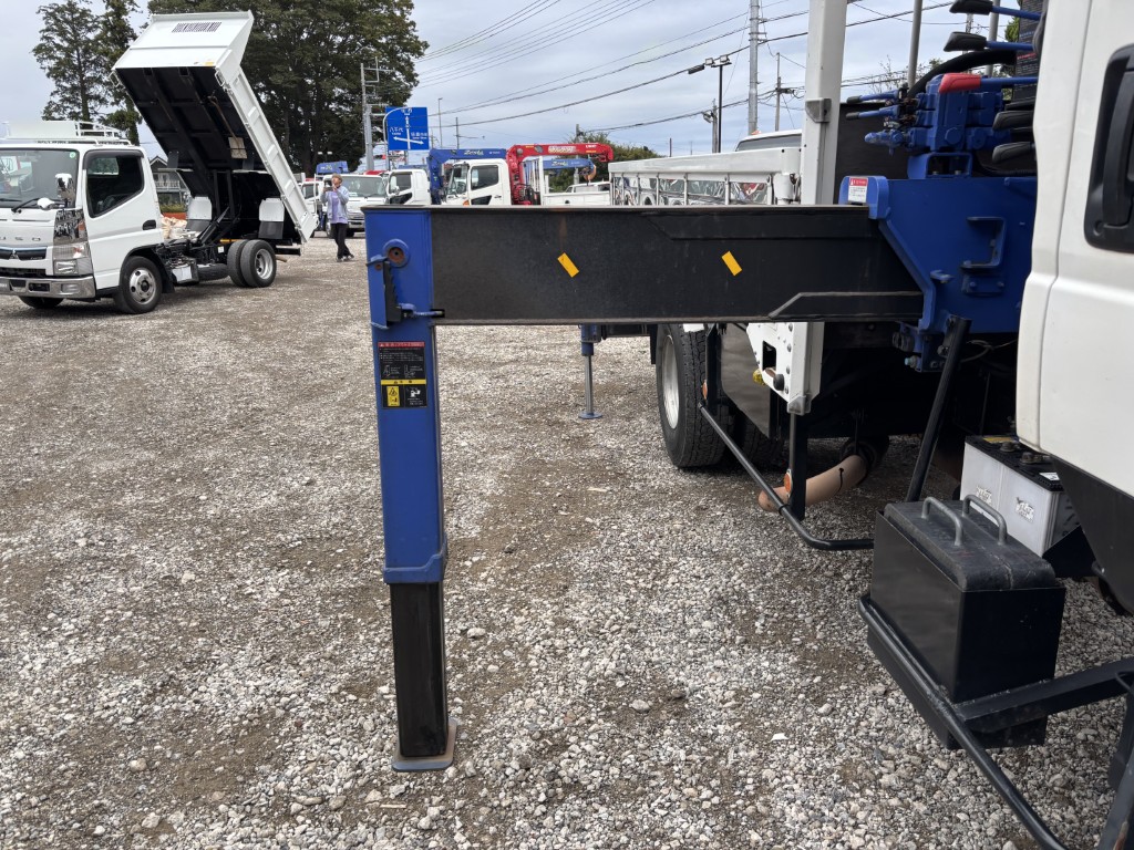 5段ブームWキャブタダノラジコン角足|中古トラックの販売・買取・査定のアイナビ