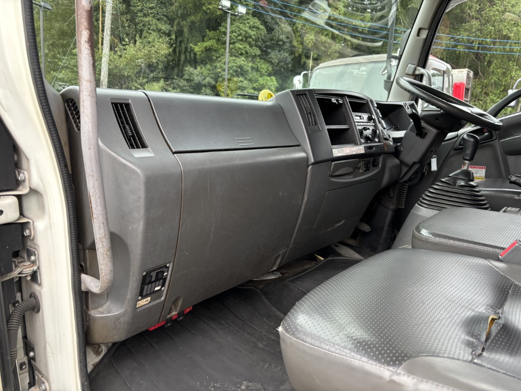 5段ブームWキャブタダノラジコン角足|中古トラックの販売・買取・査定のアイナビ