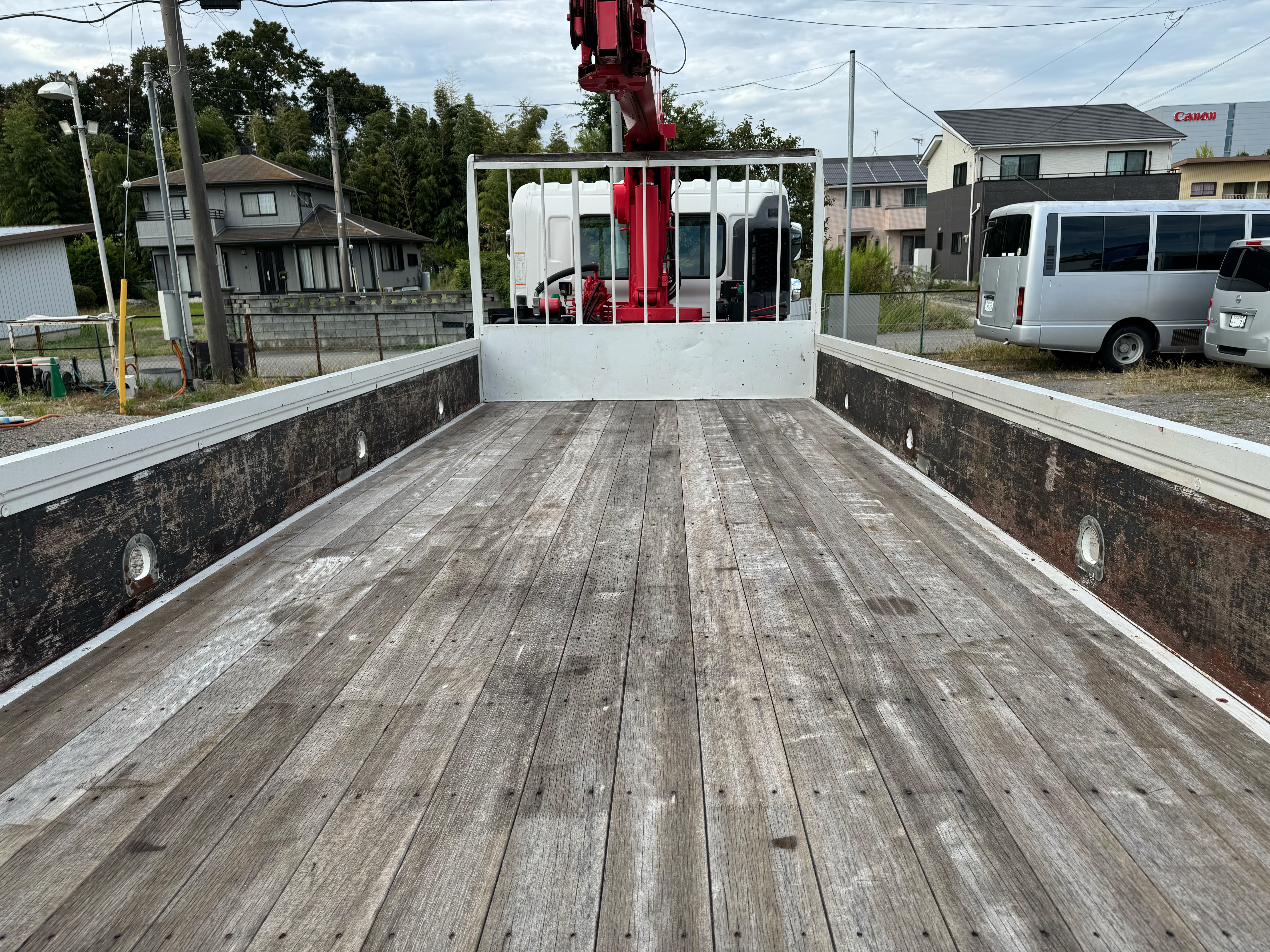 日野　レンジャー　ユニックUCANeco　4段　ラジコン　フックイン　標準　6MT　床木製　3方開|中古トラックの販売・買取・査定のアイナビ