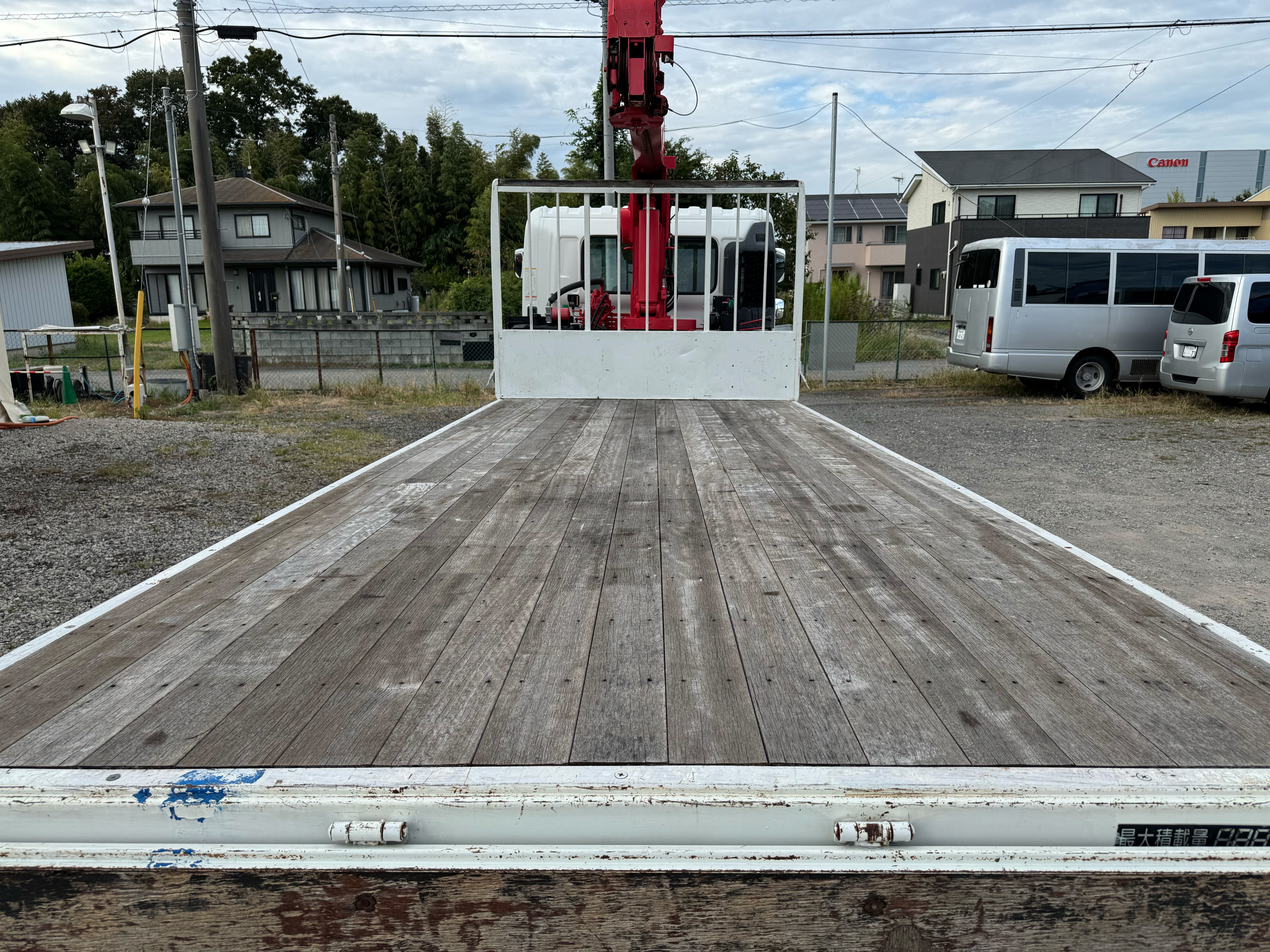 日野　レンジャー　ユニックUCANeco　4段　ラジコン　フックイン　標準　6MT　床木製　3方開|中古トラックの販売・買取・査定のアイナビ