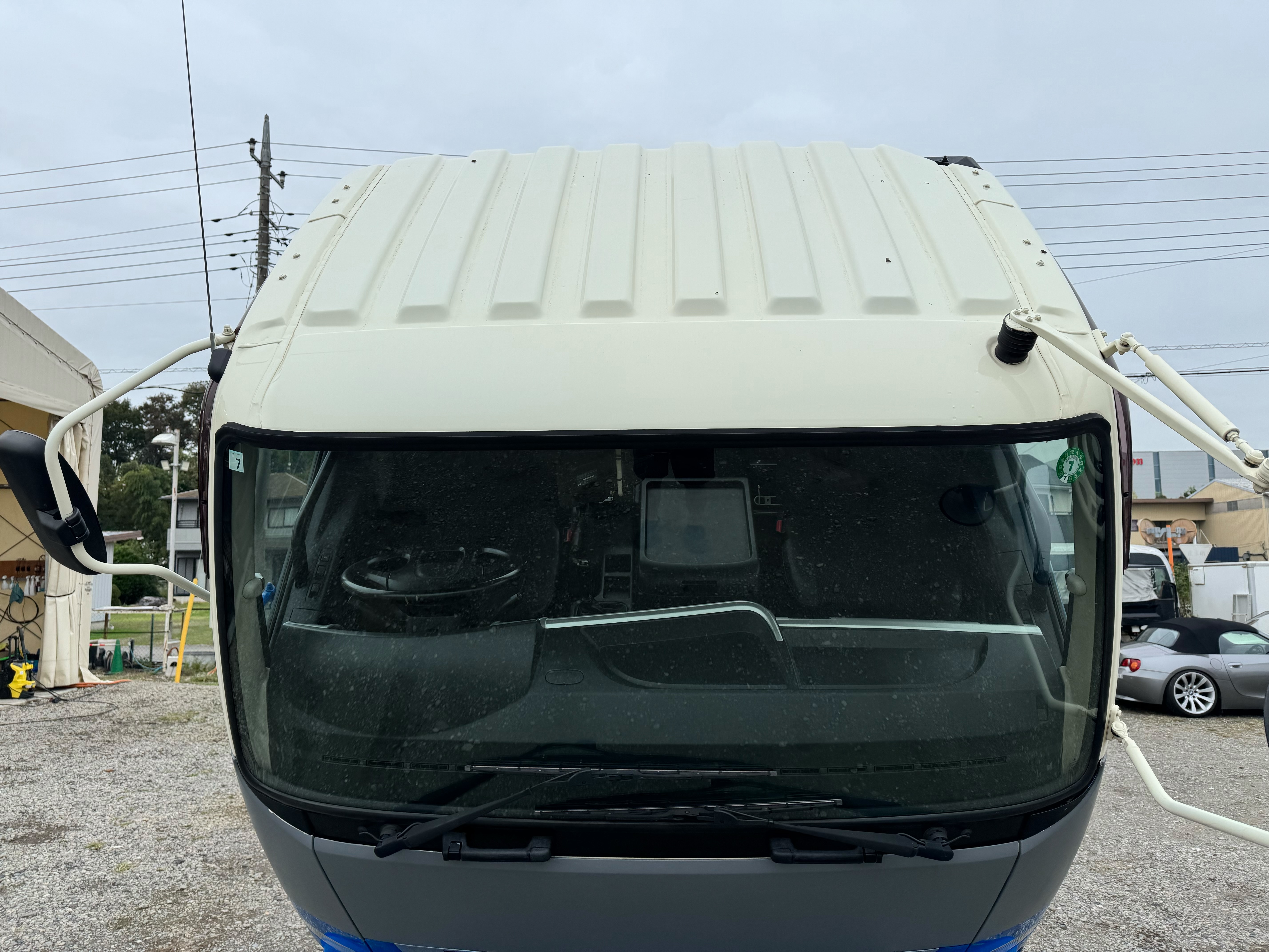 三菱ふそう　ファイター　標準　リアエアサス　ホイールベースH尺(57ベース)　6MT|中古トラックの販売・買取・査定のアイナビ