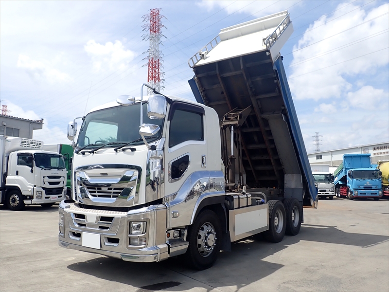 【350941】いすゞ ギガ 土砂ダンプ|中古トラックの販売・買取・査定のアイナビ