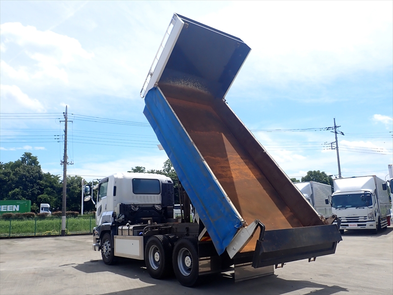 【350941】いすゞ ギガ 土砂ダンプ|中古トラックの販売・買取・査定のアイナビ