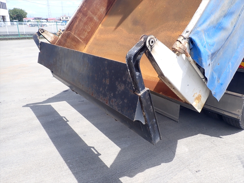 【350941】いすゞ ギガ 土砂ダンプ|中古トラックの販売・買取・査定のアイナビ