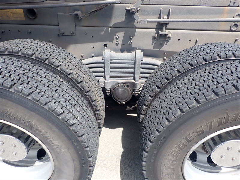 【350941】いすゞ ギガ 土砂ダンプ|中古トラックの販売・買取・査定のアイナビ