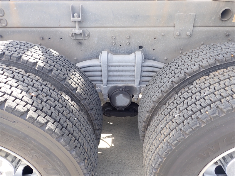 【350941】いすゞ ギガ 土砂ダンプ|中古トラックの販売・買取・査定のアイナビ