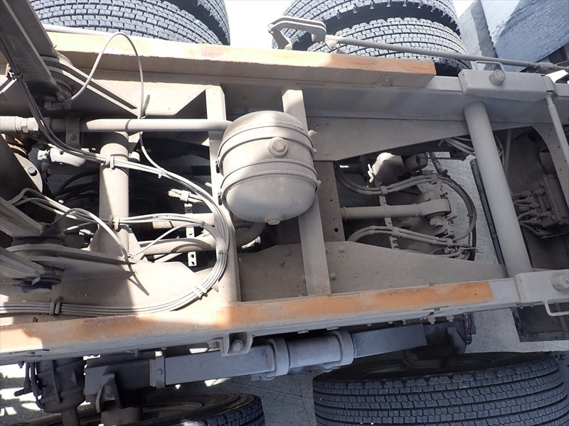 【350941】いすゞ ギガ 土砂ダンプ|中古トラックの販売・買取・査定のアイナビ