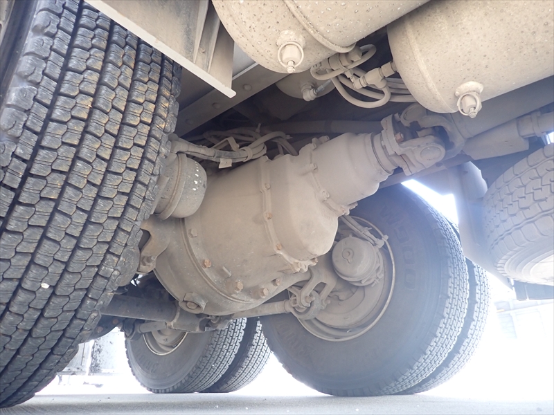 【350941】いすゞ ギガ 土砂ダンプ|中古トラックの販売・買取・査定のアイナビ