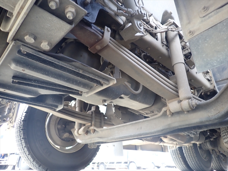 【350941】いすゞ ギガ 土砂ダンプ|中古トラックの販売・買取・査定のアイナビ