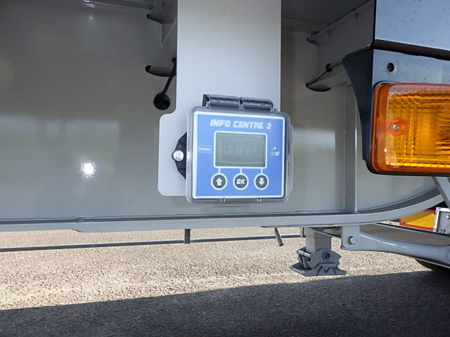 トレクス 未登録 ウィングトレーラ 3軸 リフトアクスル付き|中古トラックの販売・買取・査定のアイナビ