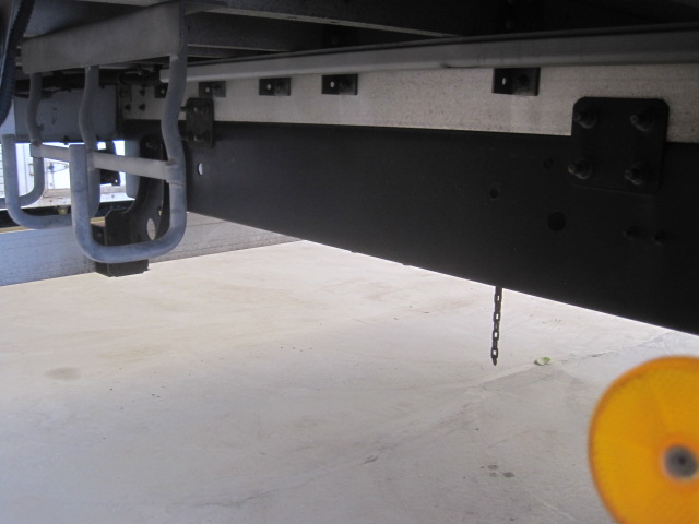 フルワイドエアサス寝台付アルミホィール下回り綺麗|中古トラックの販売・買取・査定のアイナビ