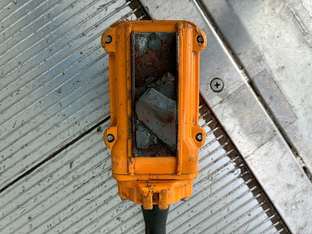 R404A菱重コールドチェーンショートキャブベッドレス4t8t|中古トラックの販売・買取・査定のアイナビ