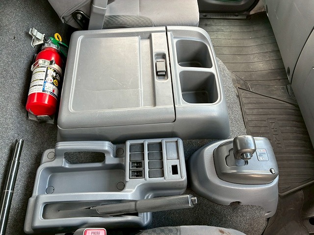 R404A菱重コールドチェーンショートキャブベッドレス4t8t|中古トラックの販売・買取・査定のアイナビ