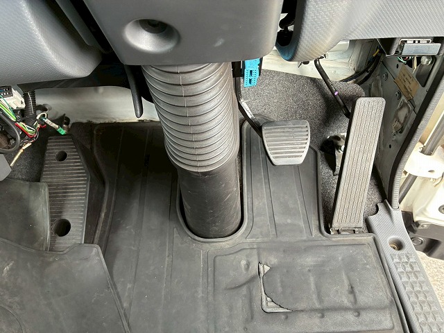 R404A菱重コールドチェーンショートキャブベッドレス4t8t|中古トラックの販売・買取・査定のアイナビ