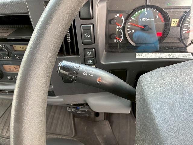 R404A菱重コールドチェーンショートキャブベッドレス4t8t|中古トラックの販売・買取・査定のアイナビ