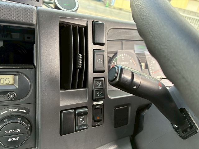 R404A菱重コールドチェーンショートキャブベッドレス4t8t|中古トラックの販売・買取・査定のアイナビ