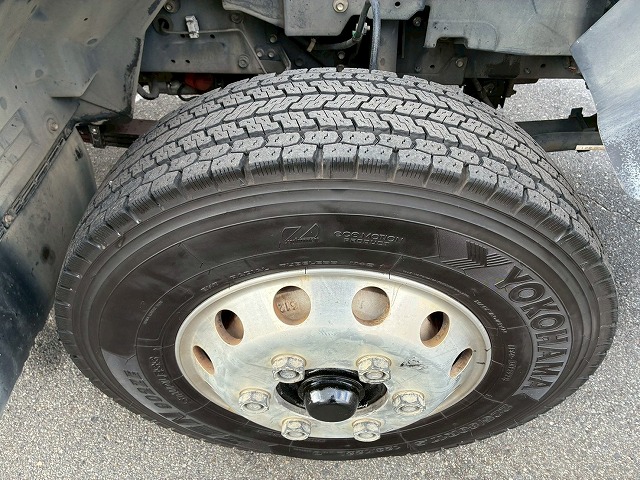 R404A菱重コールドチェーンショートキャブベッドレス4t8t|中古トラックの販売・買取・査定のアイナビ