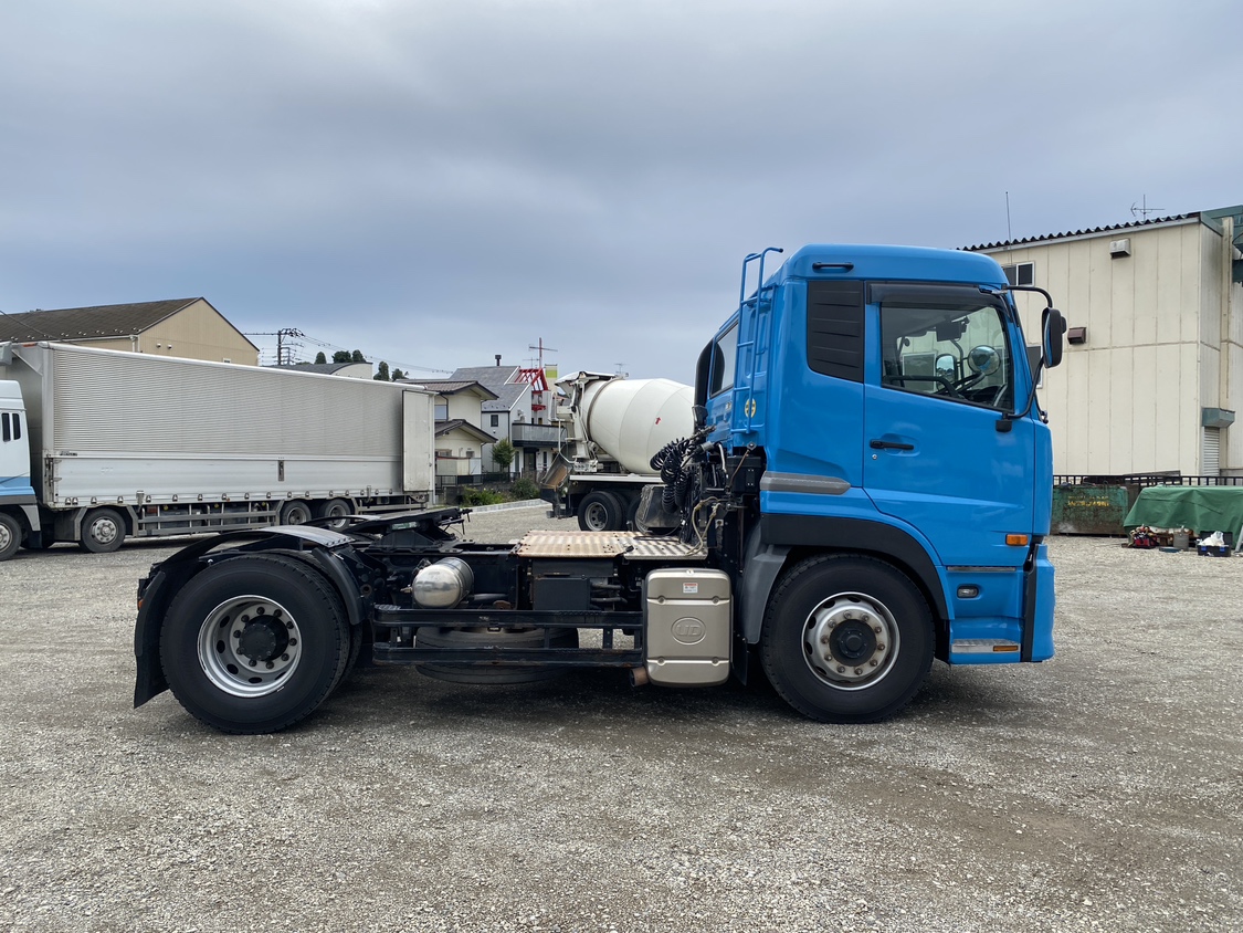 H30年式、クオン、450馬力トラクタ、車検付|中古トラックの販売・買取・査定のアイナビ