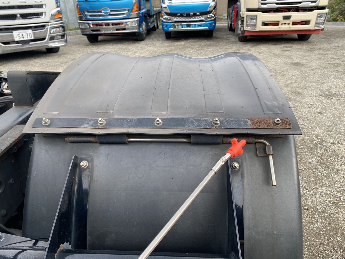 H30年式、クオン、450馬力トラクタ、車検付|中古トラックの販売・買取・査定のアイナビ