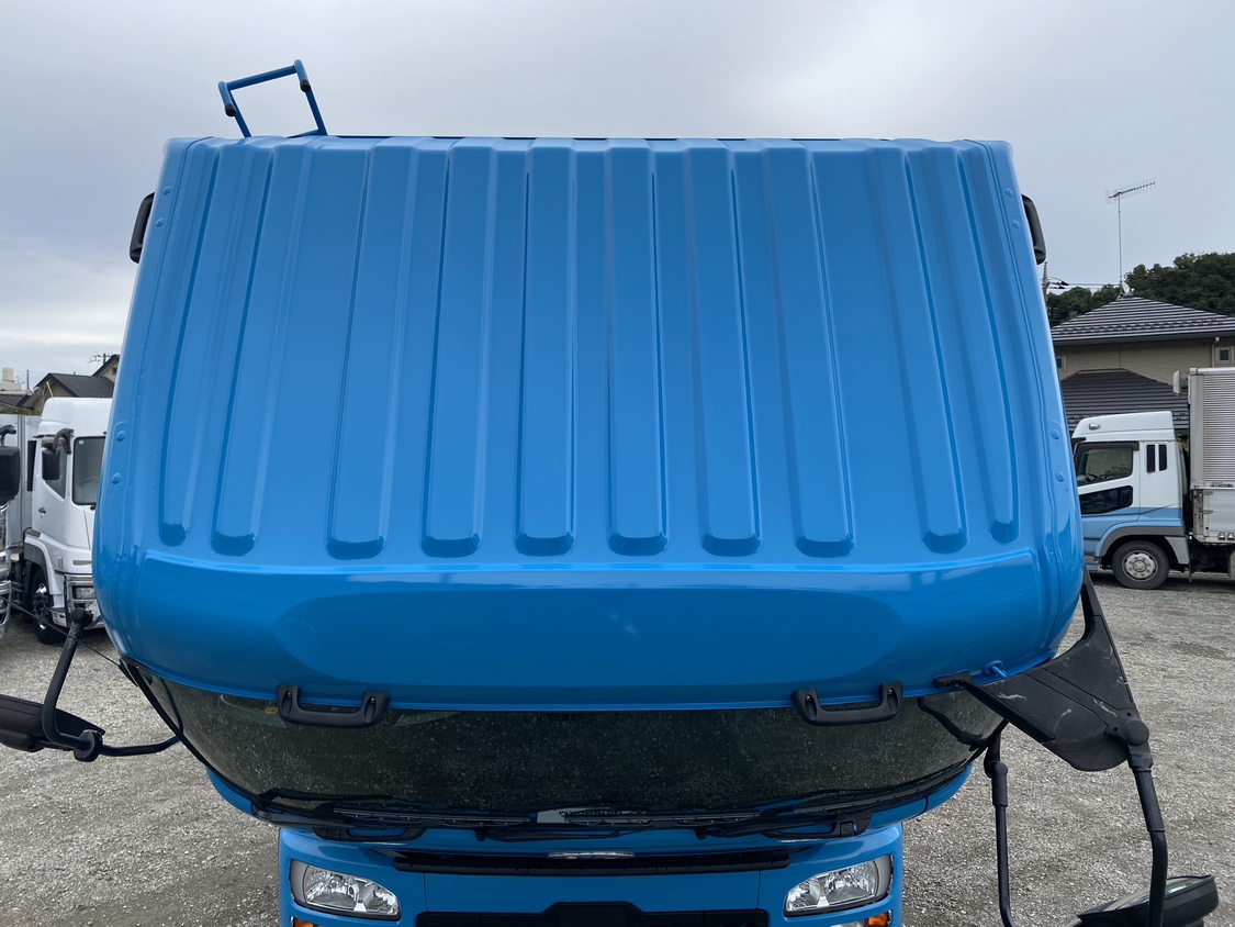 H30年式、クオン、450馬力トラクタ、車検付|中古トラックの販売・買取・査定のアイナビ