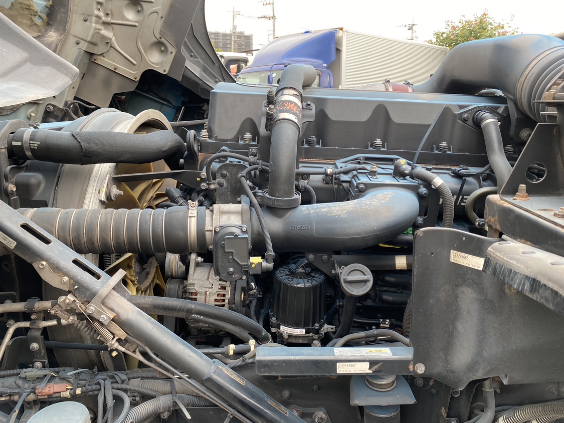 H30年式、クオン、450馬力トラクタ、車検付|中古トラックの販売・買取・査定のアイナビ