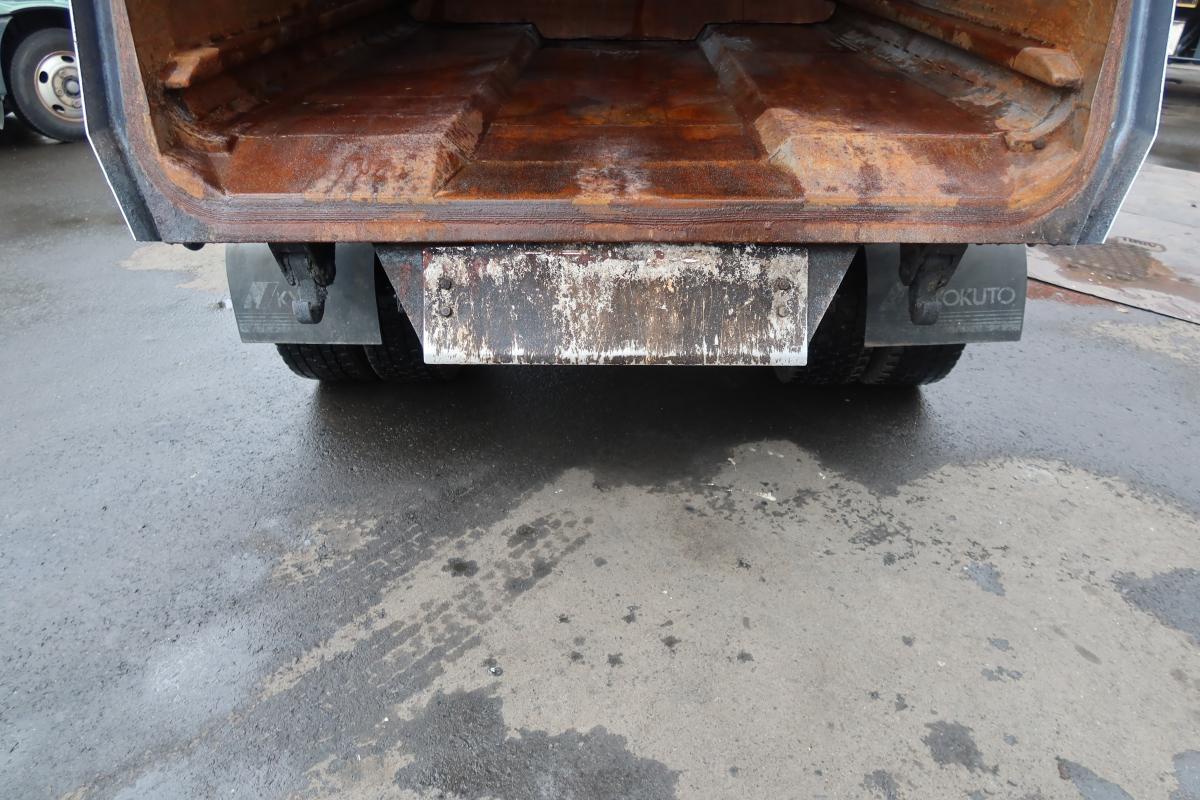 標準幅 プレス式パッカー車 極東製5.3立米 積載3300kg|中古トラックの販売・買取・査定のアイナビ