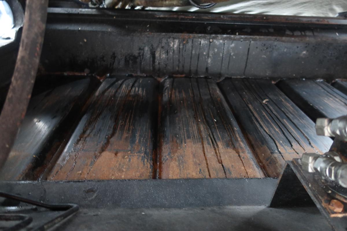 標準幅 プレス式パッカー車 極東製5.3立米 積載3300kg|中古トラックの販売・買取・査定のアイナビ