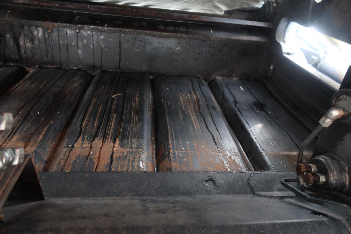 標準幅 プレス式パッカー車 極東製5.3立米 積載3300kg|中古トラックの販売・買取・査定のアイナビ