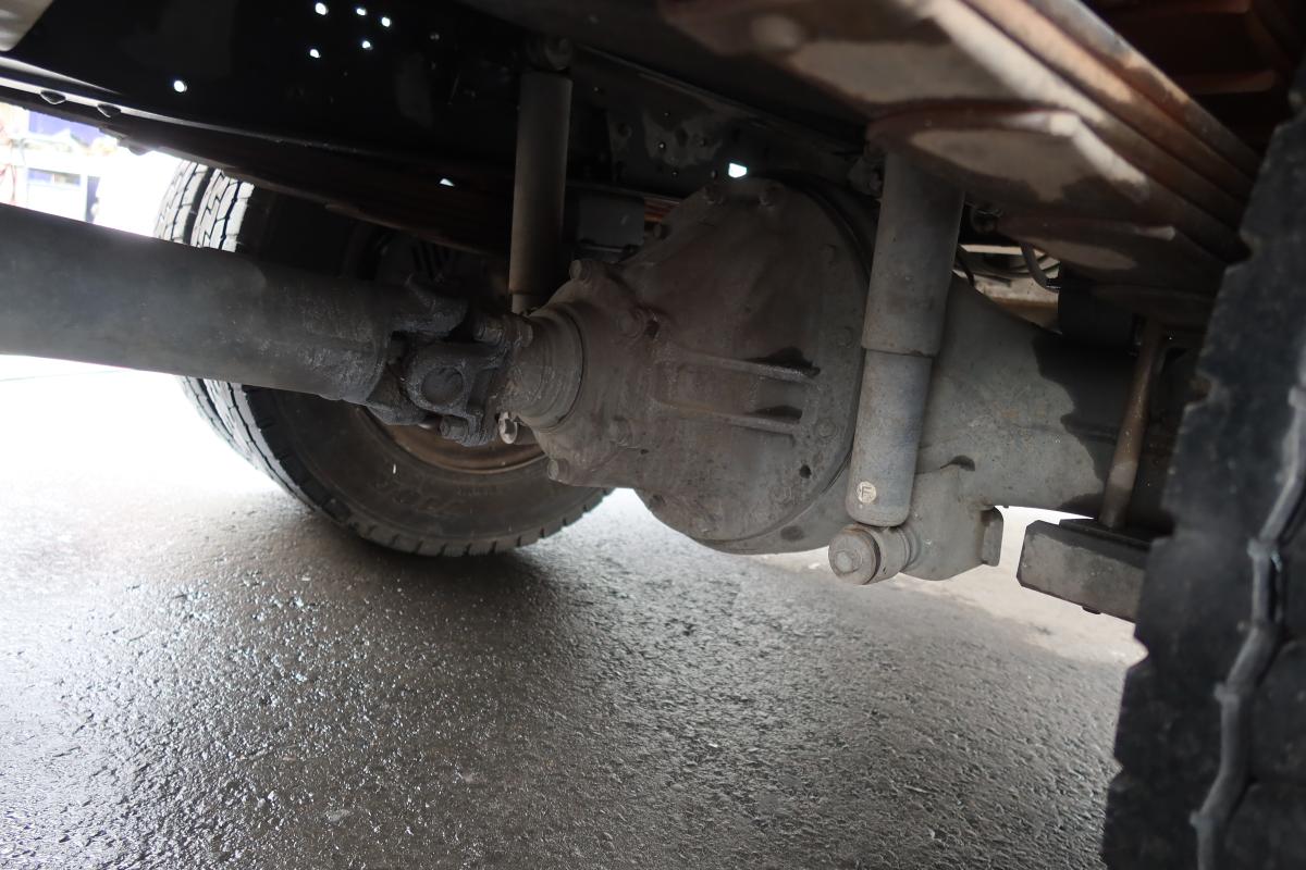 標準幅 プレス式パッカー車 極東製5.3立米 積載3300kg|中古トラックの販売・買取・査定のアイナビ