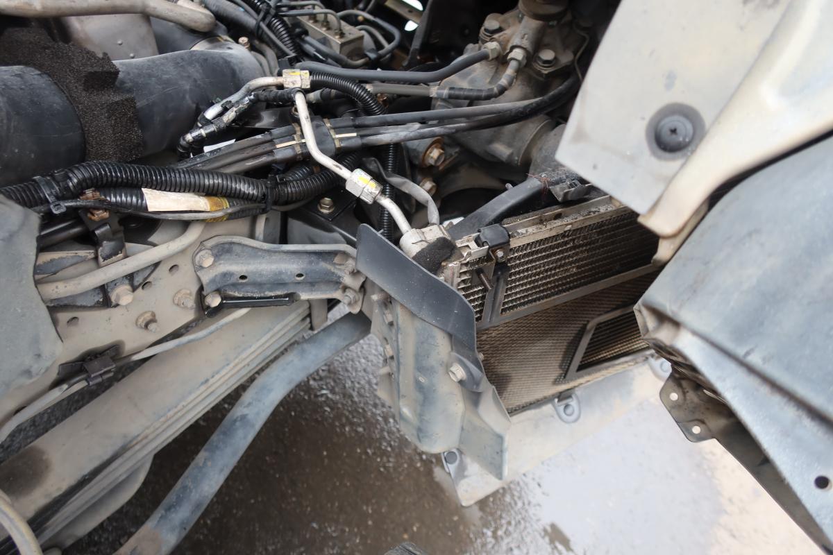 標準幅 プレス式パッカー車 極東製5.3立米 積載3300kg|中古トラックの販売・買取・査定のアイナビ