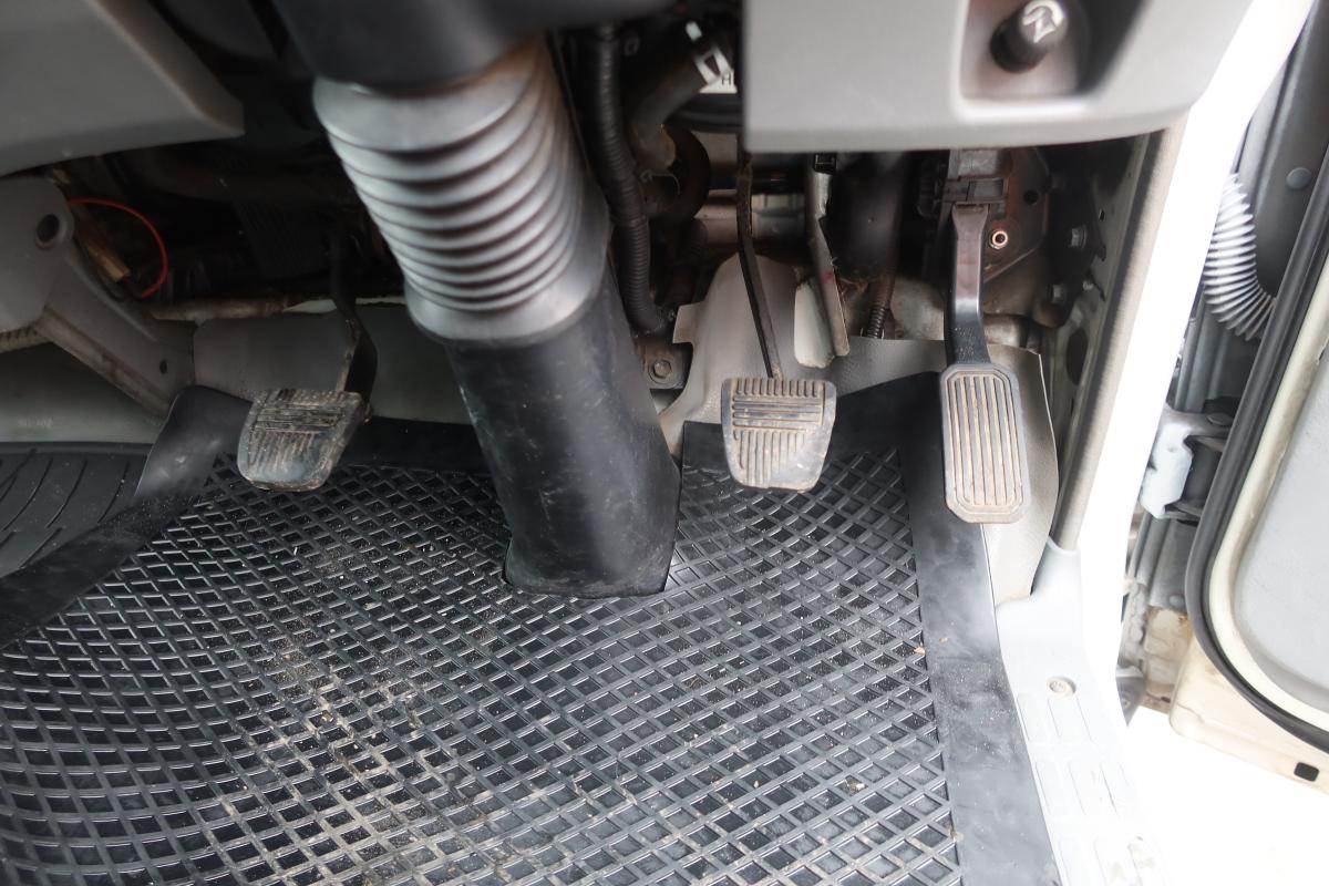 標準幅 プレス式パッカー車 極東製5.3立米 積載3300kg|中古トラックの販売・買取・査定のアイナビ