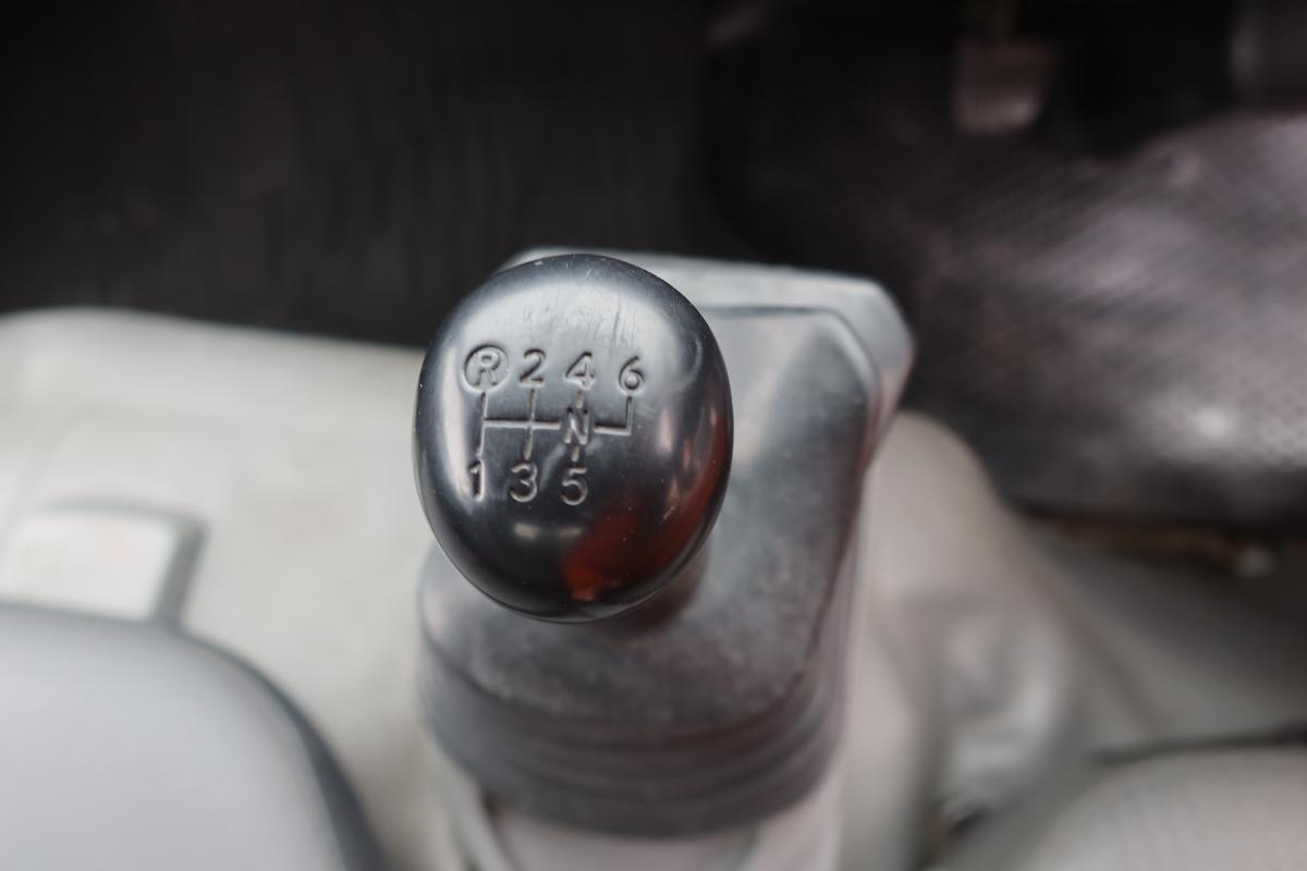 標準幅 プレス式パッカー車 極東製5.3立米 積載3300kg|中古トラックの販売・買取・査定のアイナビ