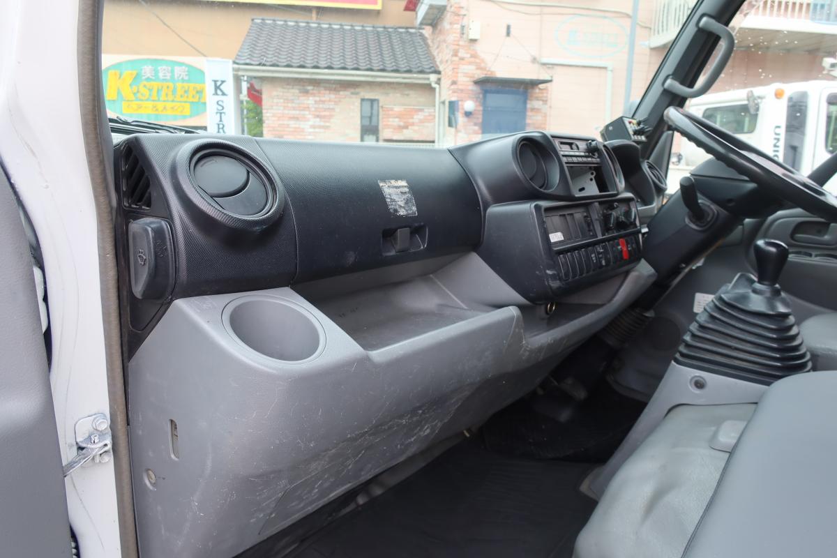 標準幅 プレス式パッカー車 極東製5.3立米 積載3300kg|中古トラックの販売・買取・査定のアイナビ