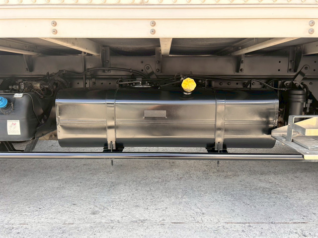 【車検付‼︎キャブ塗装済×5速MT】三菱/キャンター|中古トラックの販売・買取・査定のアイナビ