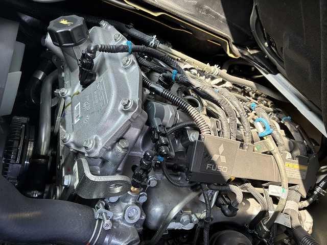 三菱ふそう Wキャブ キャンター|中古トラックの販売・買取・査定のアイナビ