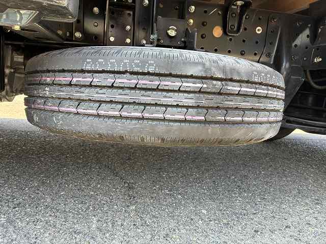 三菱ふそう Wキャブ キャンター|中古トラックの販売・買取・査定のアイナビ