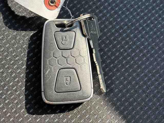 三菱ふそう Wキャブ キャンター|中古トラックの販売・買取・査定のアイナビ