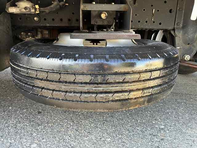 いすゞ 平ボディ|中古トラックの販売・買取・査定のアイナビ