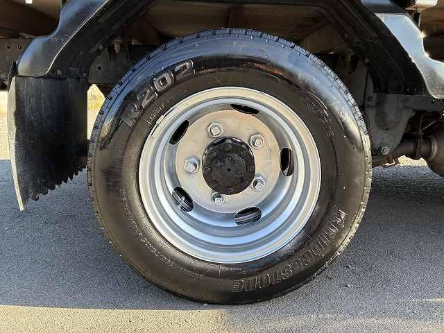 いすゞ 平ボディ|中古トラックの販売・買取・査定のアイナビ