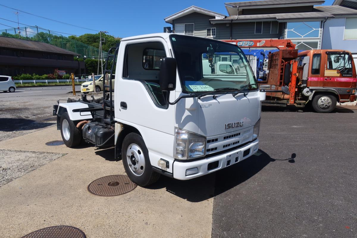 新明和製アームロール 積載3000kg 4ナンバー|中古トラックの販売・買取・査定のアイナビ