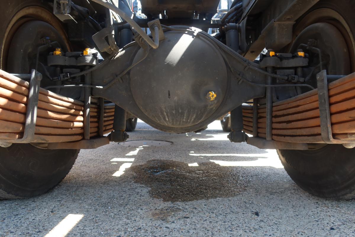 新明和製アームロール 積載3000kg 4ナンバー|中古トラックの販売・買取・査定のアイナビ