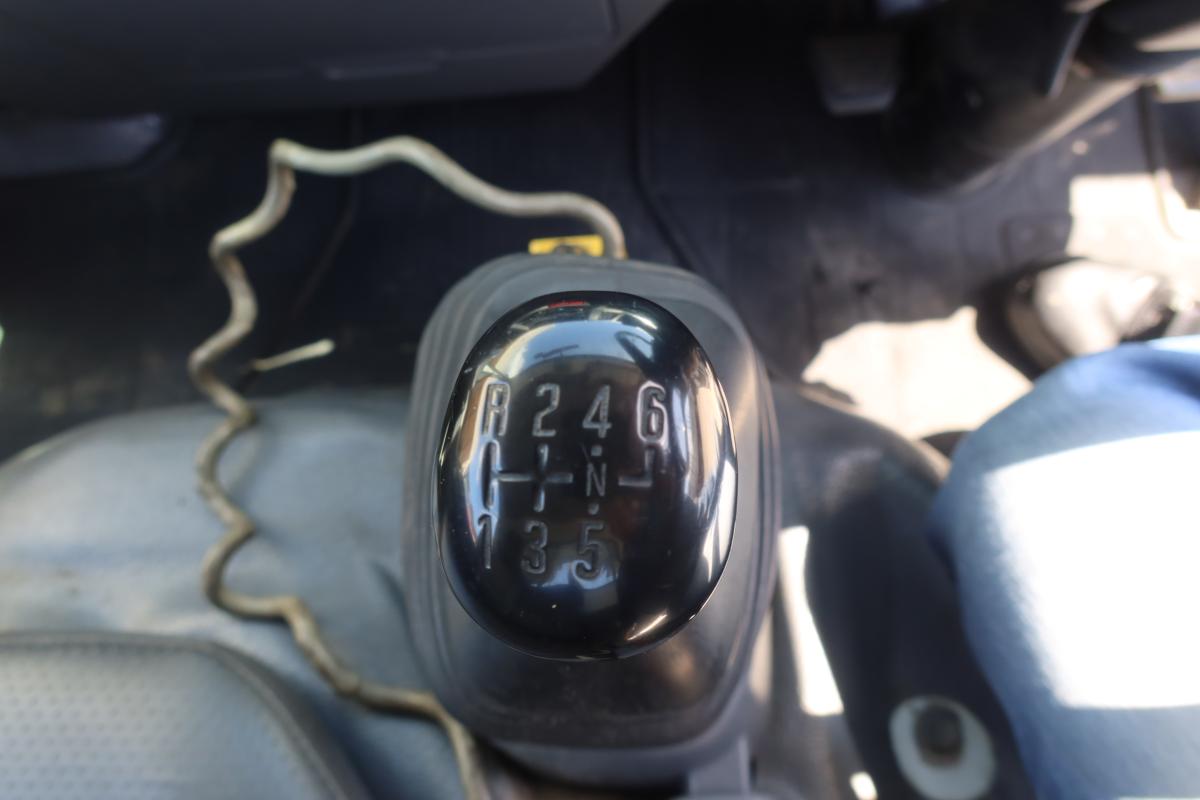 新明和製アームロール 積載3000kg 4ナンバー|中古トラックの販売・買取・査定のアイナビ